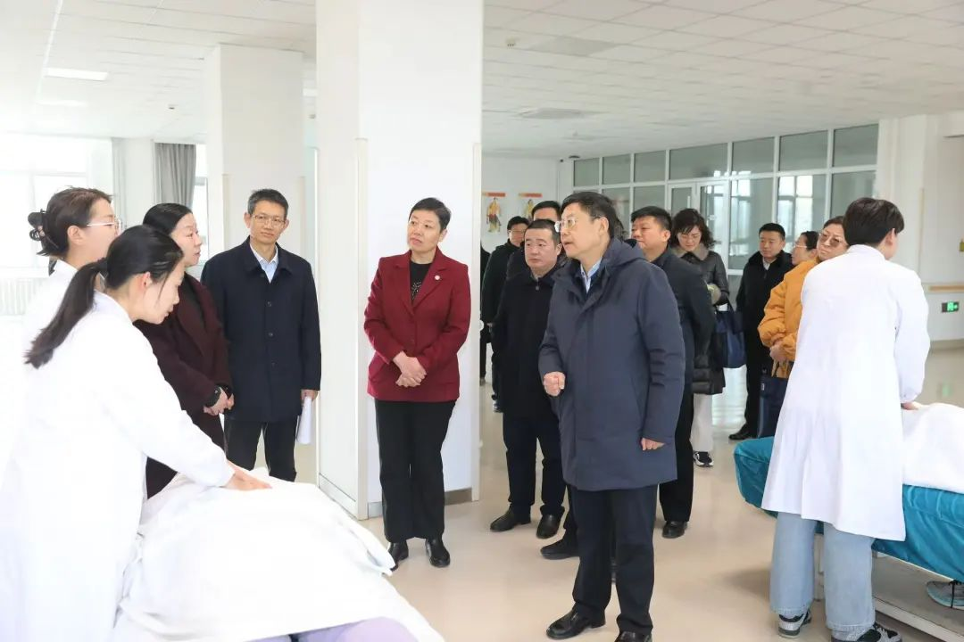 省人大常委会副主任王良在济南、泰安调研特殊教育工作